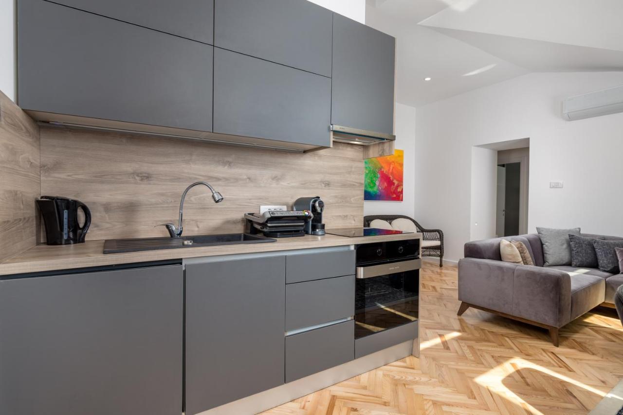 Rosa Apartment *